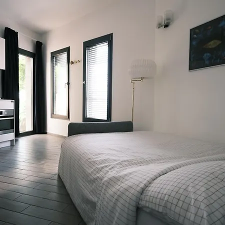 بيت للعطل Il Muflone D'oro, In With A Private Garden And Views
